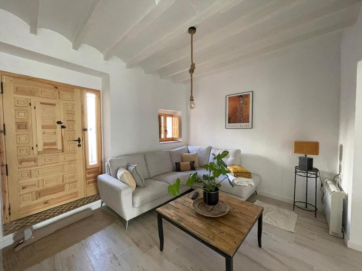 폴로프 Casaboutique Cerca Del Mar Con Vistas A La Montana 빌라 외부 사진